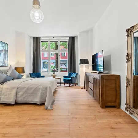 The Weichsel, 3Br Up To 6 People In Friedrichshain Berlin Exterior photo